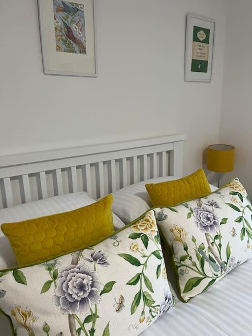 No5 At 53 - 2 Bed Apartment In Leek, Staffs Peak District Dış mekan fotoğraf
