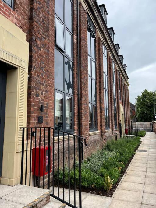 No5 At 53 - 2 Bed Apartment In Leek, Staffs Peak District Dış mekan fotoğraf